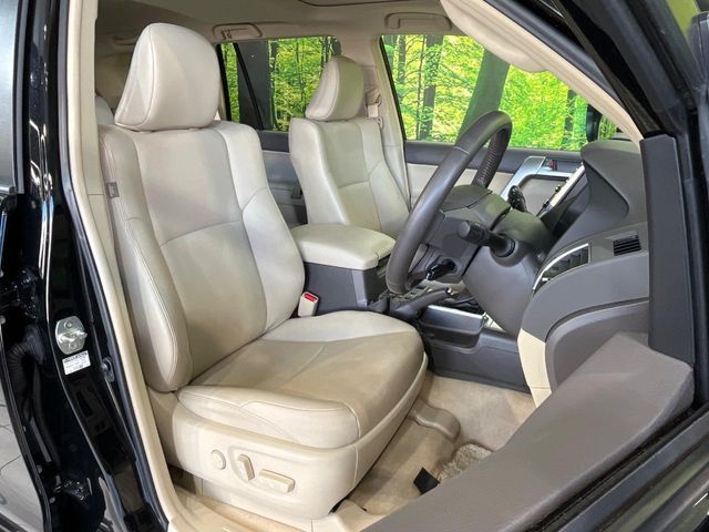 TOYOTA LANDCRUISER PRADO 2023 Image 31