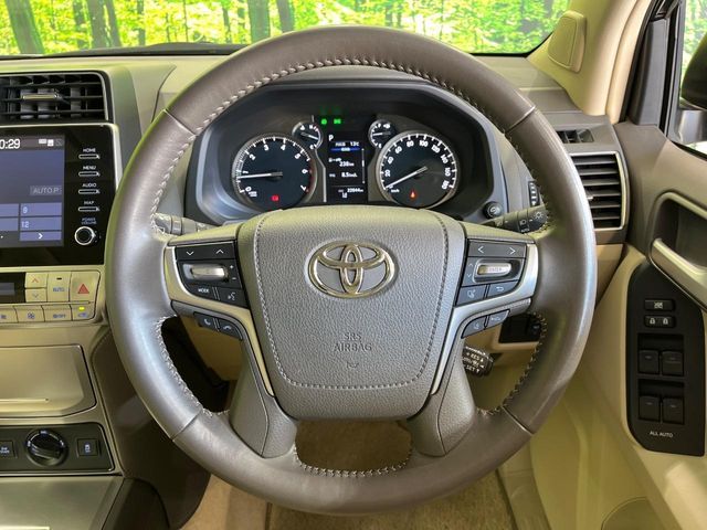 TOYOTA LANDCRUISER PRADO 2023 Image 31