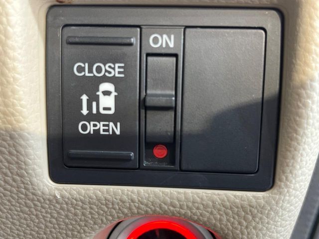 HONDA N BOX 2019 Image 31