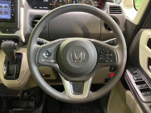 HONDA N BOX 2019 Image 31