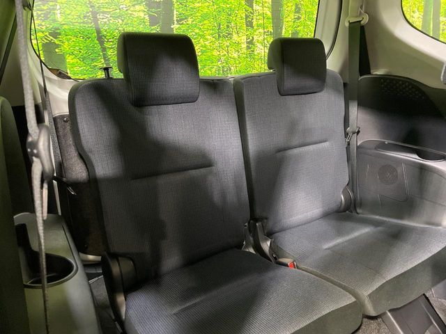 TOYOTA SIENTA HYBRID 2017 Image 31