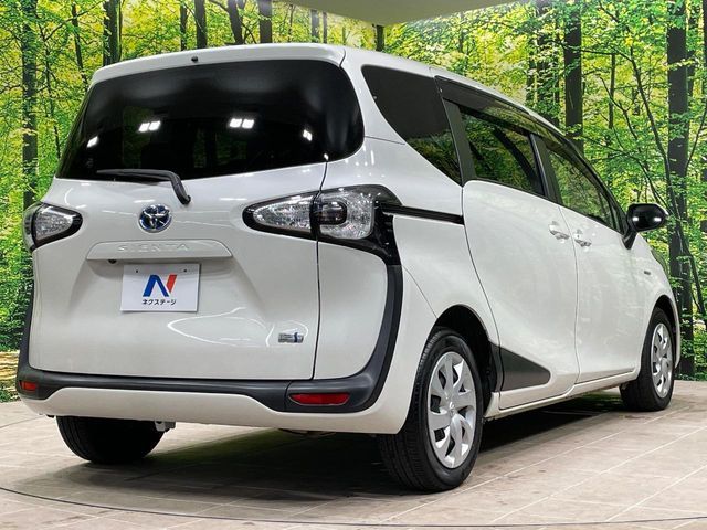 TOYOTA SIENTA HYBRID 2017 Image 31