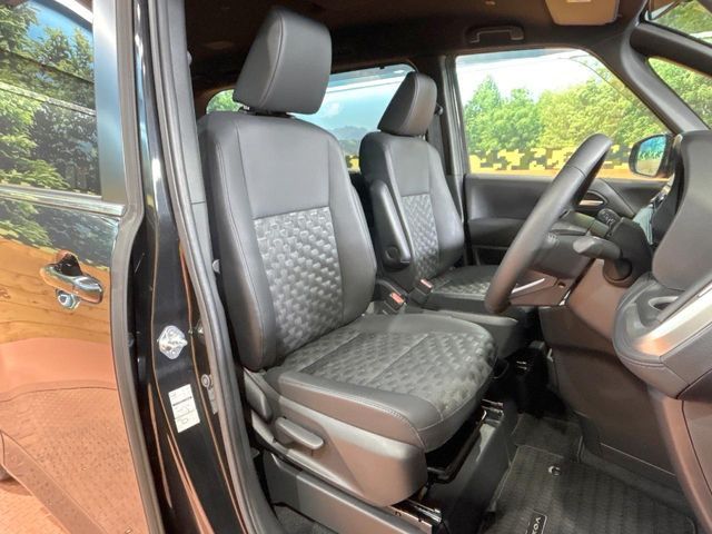 TOYOTA VOXY 2023 Image 31