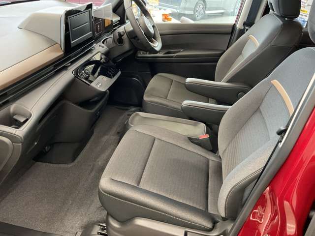 NISSAN SERENA  WG 4WD 2025 Image 31