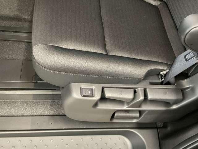 NISSAN SERENA  WG 4WD 2025 Image 31