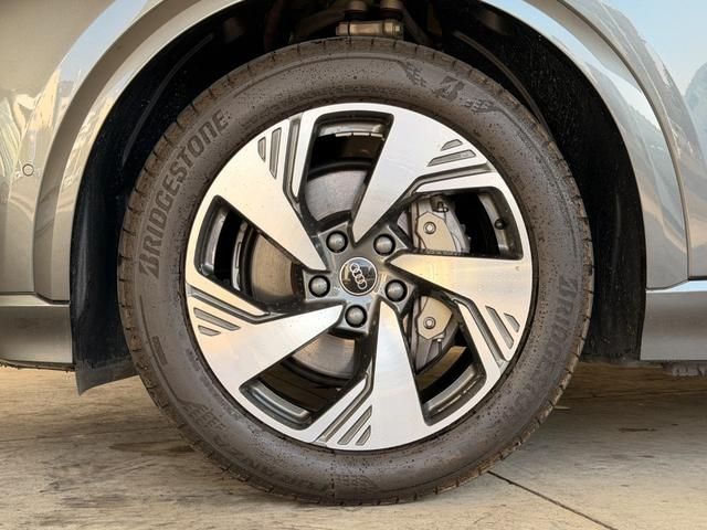 AUDI Q6 E-TRON 2025 Image 31