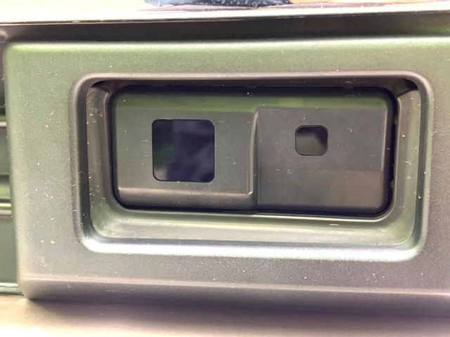 DAIHATSU MOVE CUSTOM 2013 Image 31