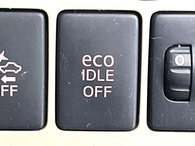 DAIHATSU MOVE CUSTOM 2013 Image 31