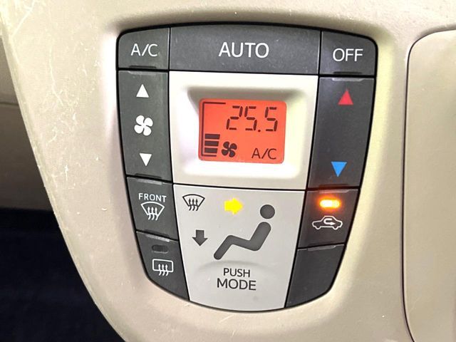 DAIHATSU MOVE CUSTOM 2013 Image 31