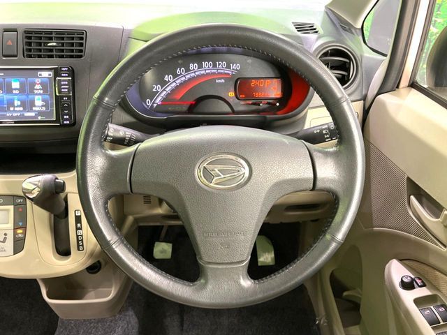 DAIHATSU MOVE CUSTOM 2013 Image 31