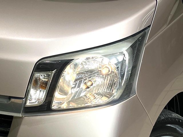 DAIHATSU MOVE CUSTOM 2013 Image 31