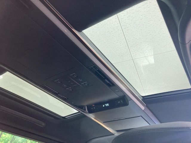 TOYOTA ALPHARD HYBRID 2024 Image 31