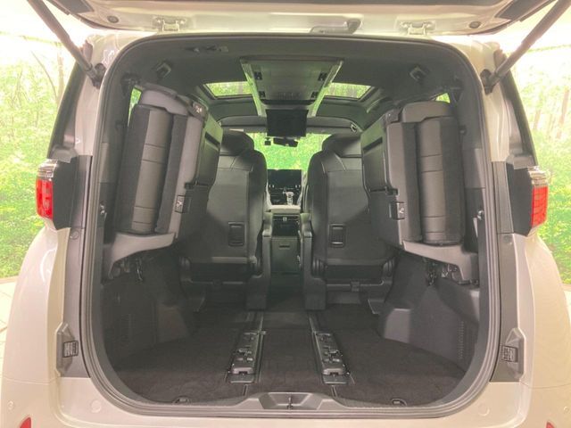 TOYOTA ALPHARD HYBRID 2024 Image 31