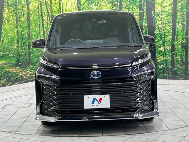 TOYOTA VOXY HYBRID 2023 Image 31