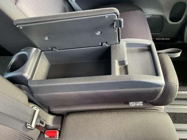 NISSAN SERENA  S-HYBRID 4WD 2018 Image 31