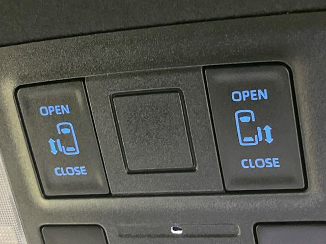 TOYOTA VOXY 2023 Image 31