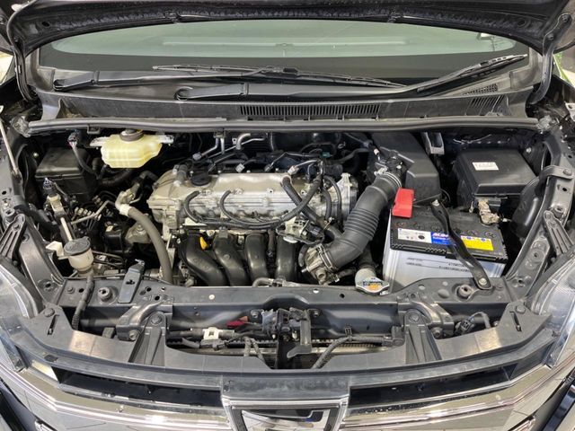 TOYOTA NOAH 2017 Image 31