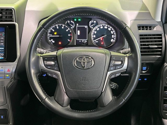TOYOTA LANDCRUISER PRADO 2022 Image 31