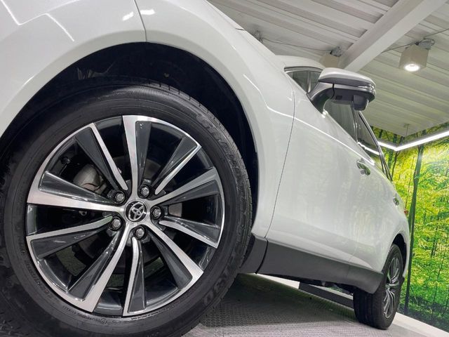 TOYOTA HARRIER 2WD 2023 Image 31