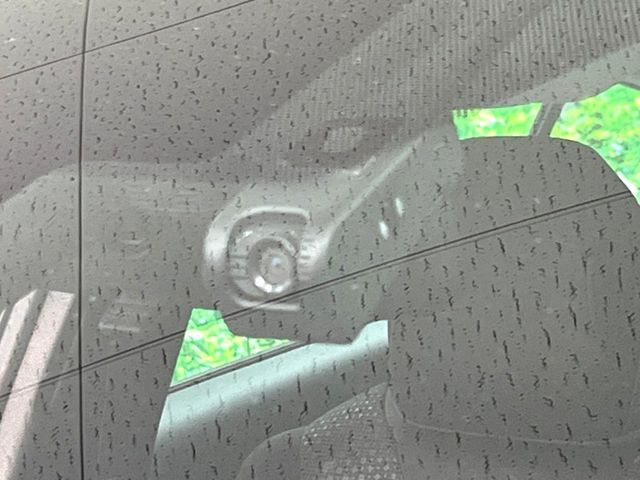 TOYOTA PRIUS 2019 Image 31