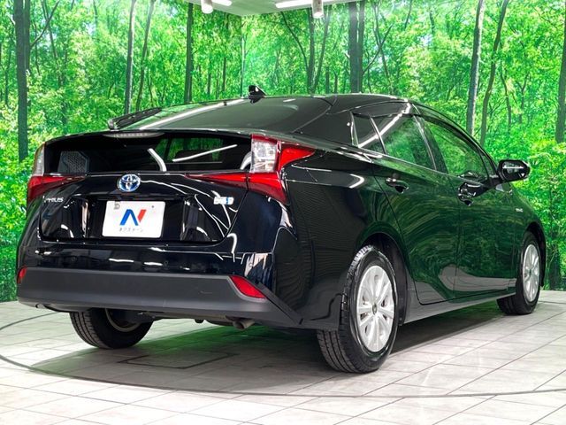 TOYOTA PRIUS 2019 Image 31