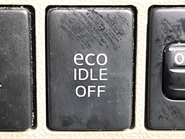 DAIHATSU TANTO 2013 Image 31