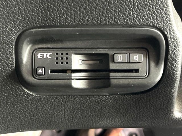 HONDA VEZEL HYBRID 2015 Image 31