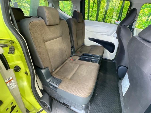 TOYOTA SIENTA 2015 Image 31