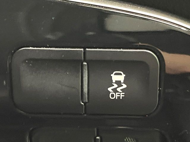 TOYOTA PRIUS 2021 Image 31