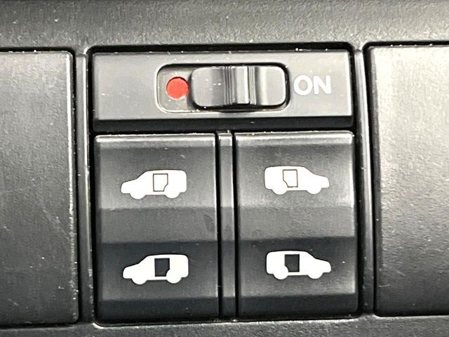 HONDA STEPWAGON SPADA 2009 Image 31