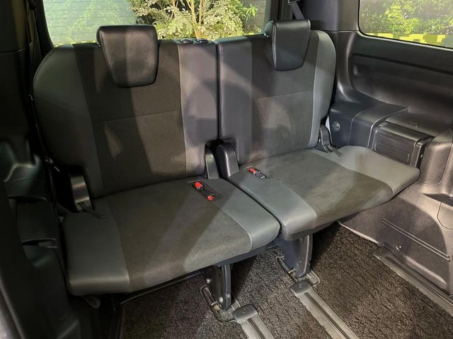 TOYOTA NOAH 4WD 2019 Image 31