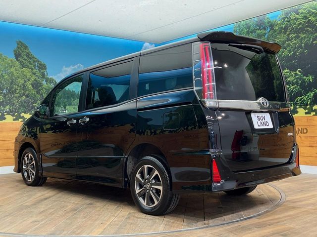 TOYOTA NOAH 4WD 2019 Image 31