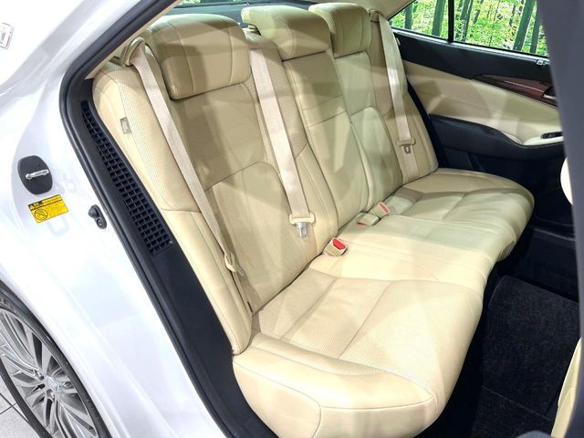 TOYOTA CROWN SEDAN HYBRID 4 2014 Image 31