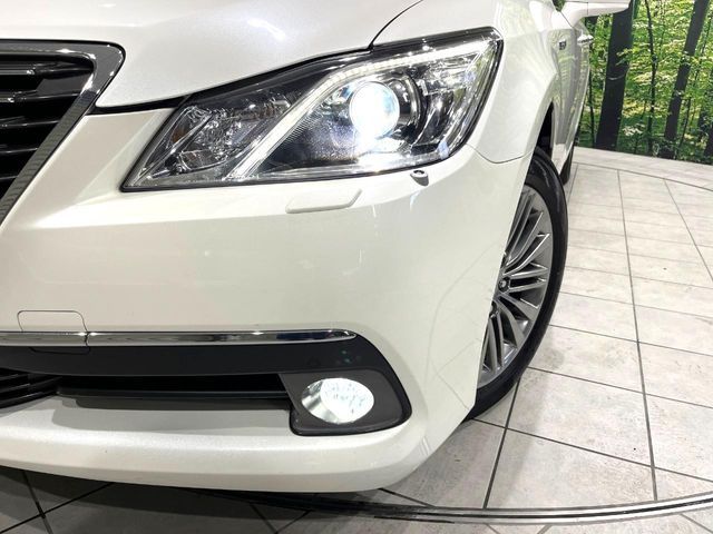 TOYOTA CROWN SEDAN HYBRID 4 2014 Image 31