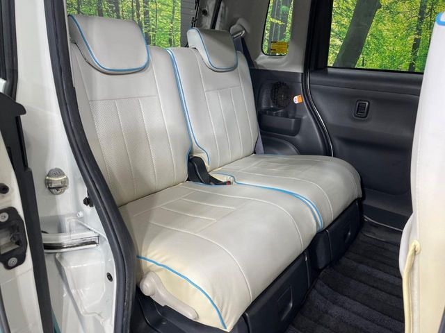 DAIHATSU MOVE CANBUS 4WD 2019 Image 31