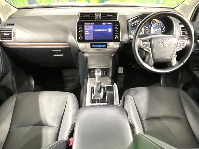 TOYOTA LANDCRUISER PRADO 2023 Image 31