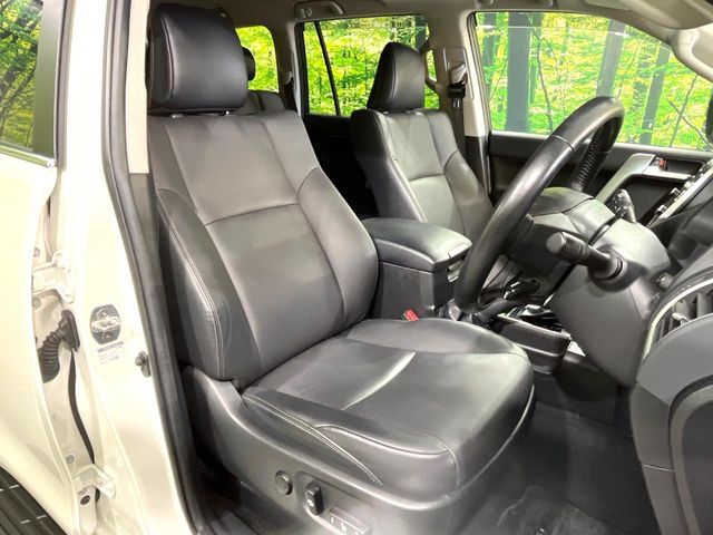 TOYOTA LANDCRUISER PRADO 2023 Image 31