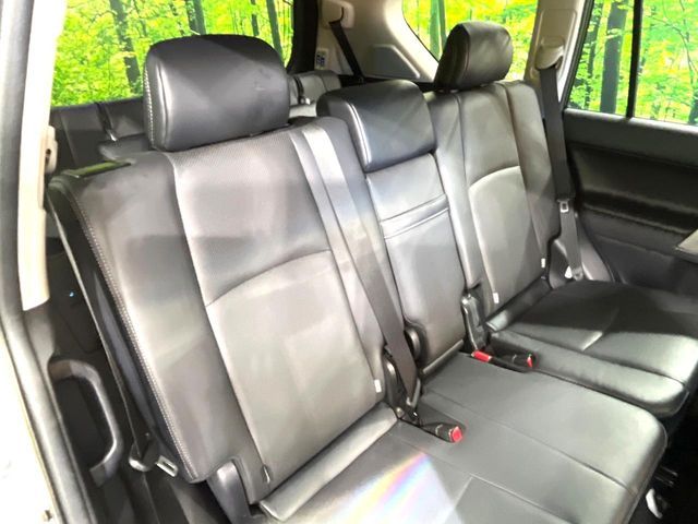 TOYOTA LANDCRUISER PRADO 2023 Image 31