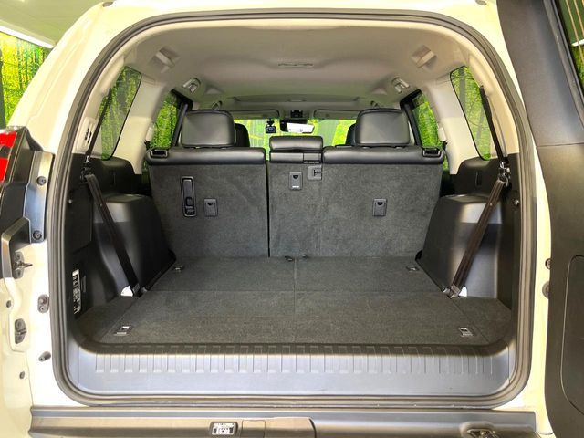 TOYOTA LANDCRUISER PRADO 2023 Image 31