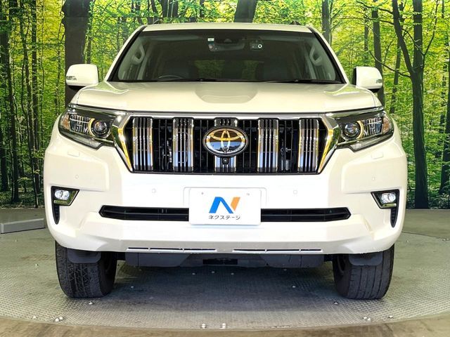 TOYOTA LANDCRUISER PRADO 2023 Image 31