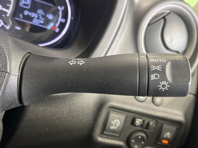 NISSAN NOTE 2015 Image 31