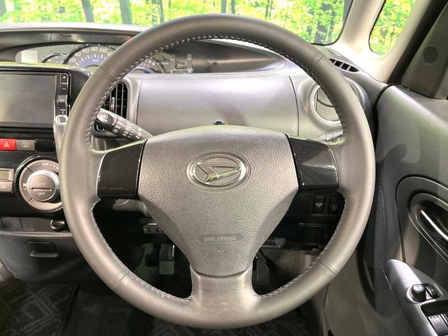 DAIHATSU TANTO CUSTOM 2013 Image 31