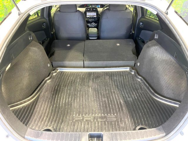 TOYOTA PRIUS 2015 Image 31