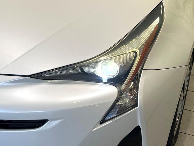 TOYOTA PRIUS 2015 Image 31