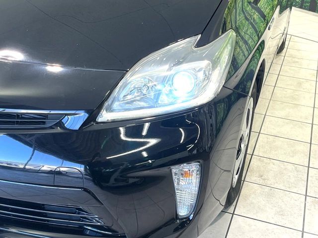 TOYOTA PRIUS 2013 Image 31