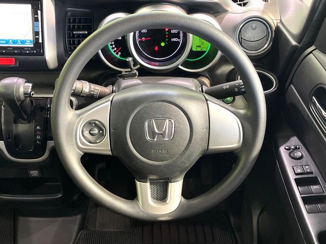 HONDA N BOX 2015 Image 31