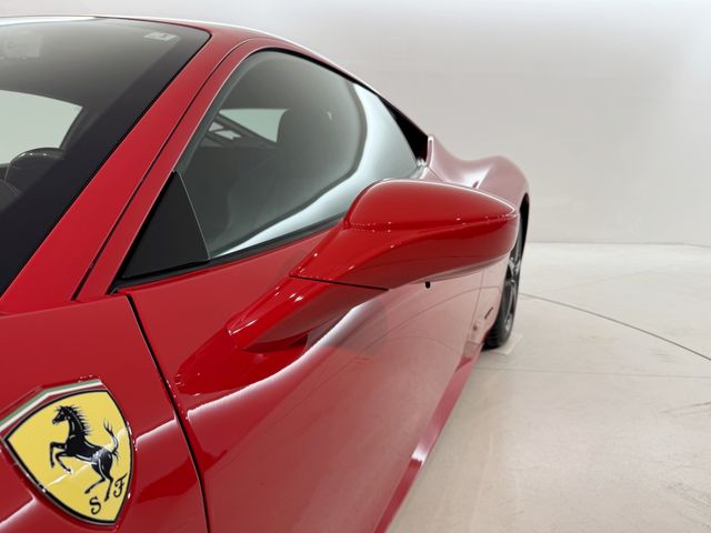 FERRARI 458 ITALIA 2013 Image 31