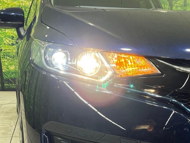 HONDA FIT HYBRID 4WD 2017 Image 31