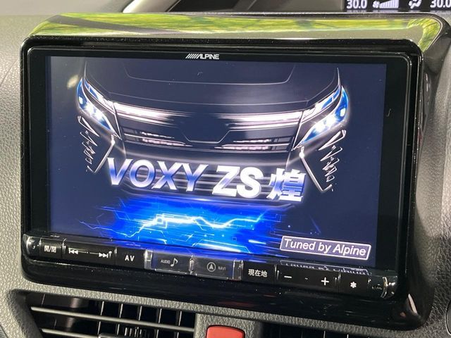 TOYOTA VOXY 4WD 2018 Image 31