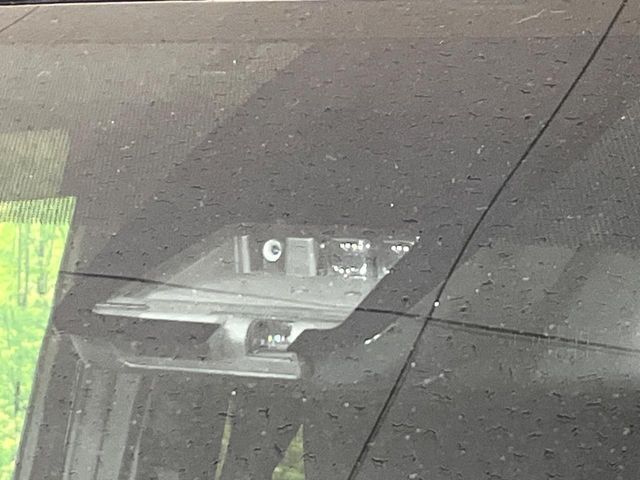 TOYOTA VOXY 4WD 2018 Image 31